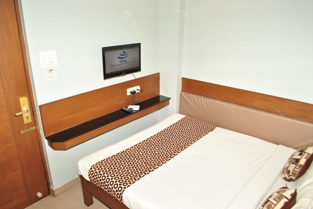 The Nook Hotel 11/68