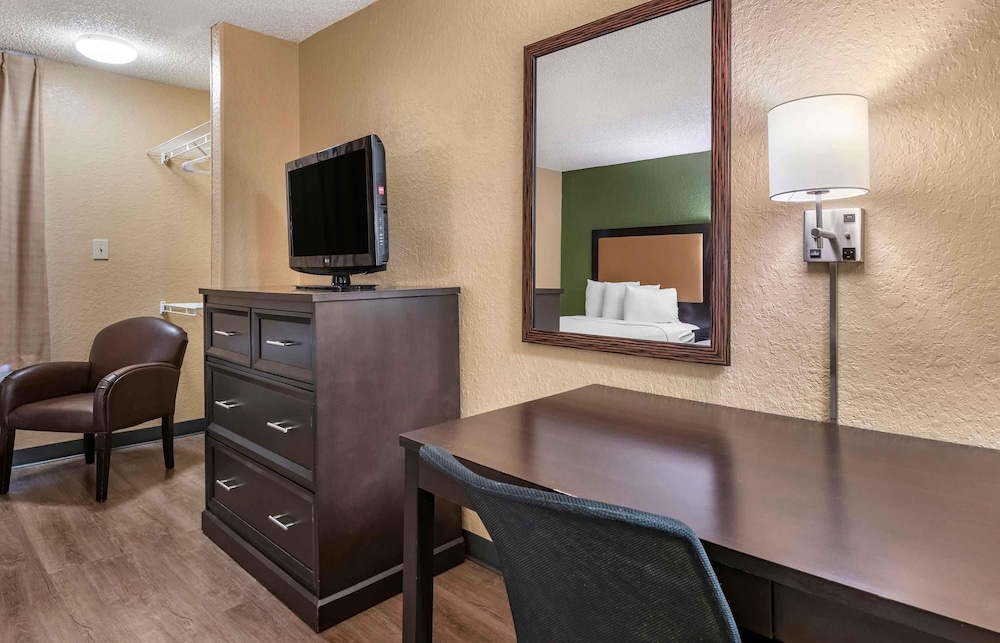 Extended Stay America - Orlando Theme Parks - Major Blvd. 41/57