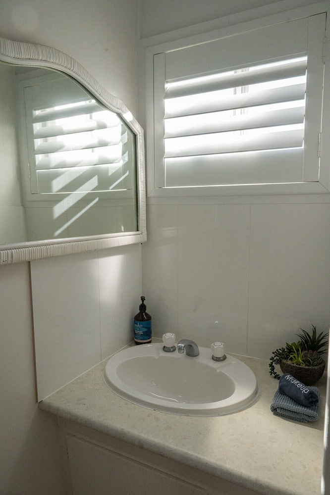 Pacific Sun Bargara Beach Motel 75/78