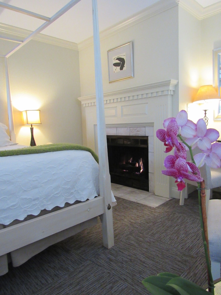 Carter House Inns 20/50