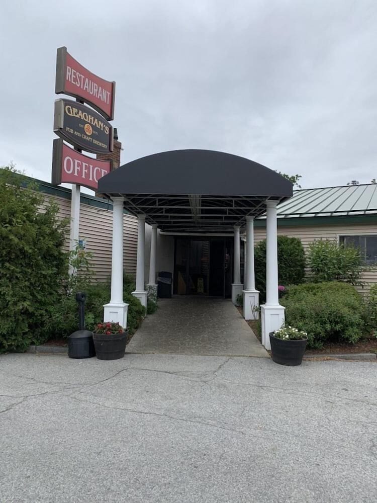 Fireside Inn And Suites 11/64