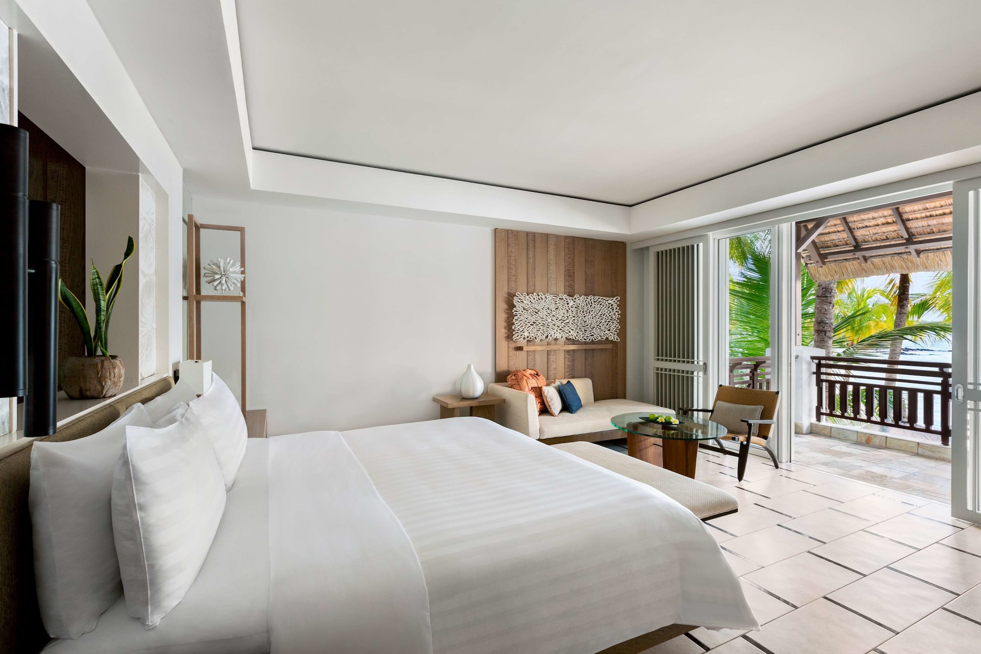 Hibiscus, Junior Suite, King Bed, Ocean View