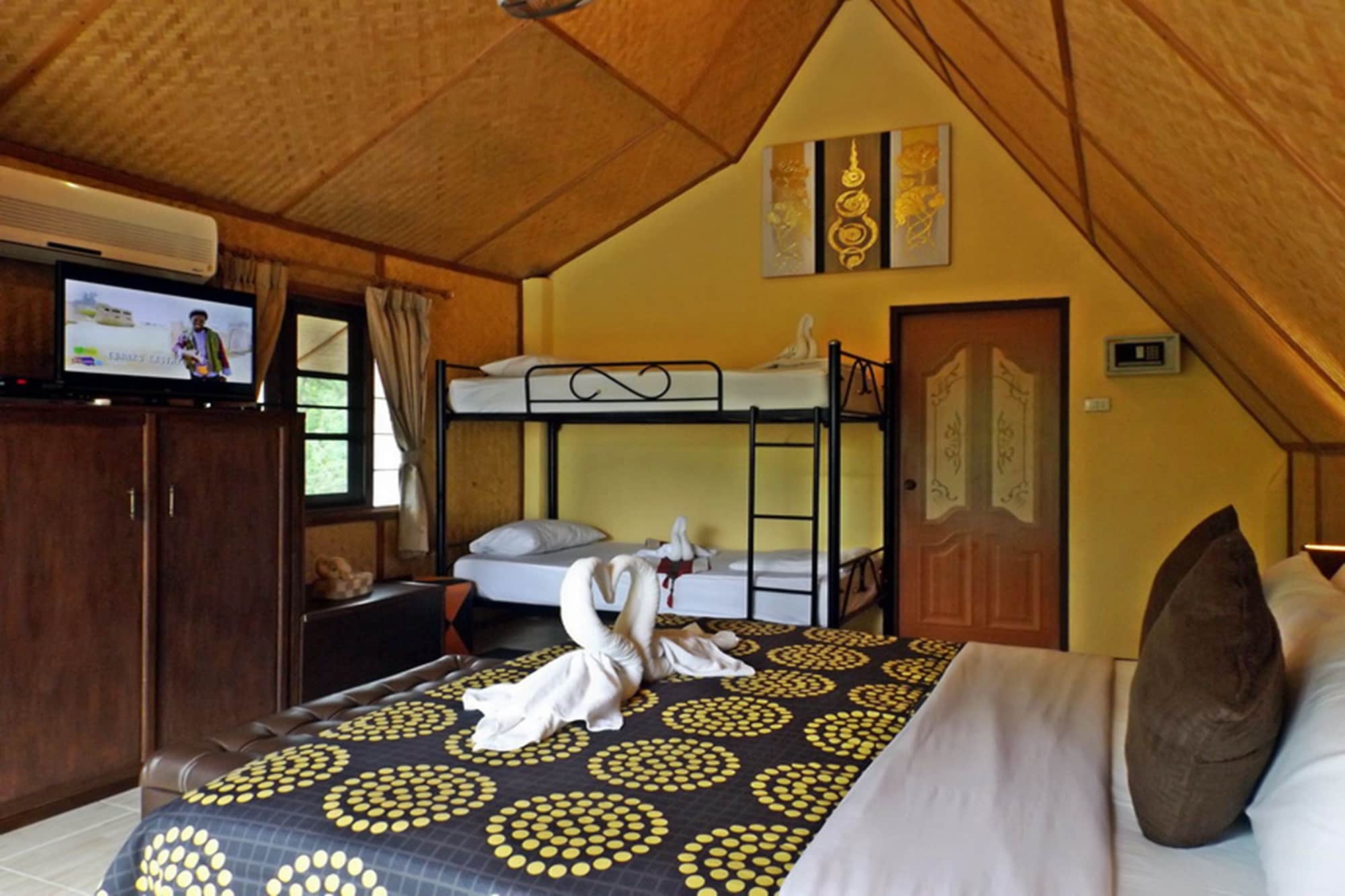 جناح عائلي بسرير كينج وسرير بطابقين، Homestay Chiang Rai 6/9