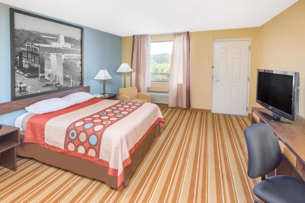 Super 8 by Wyndham Dothan 9/26