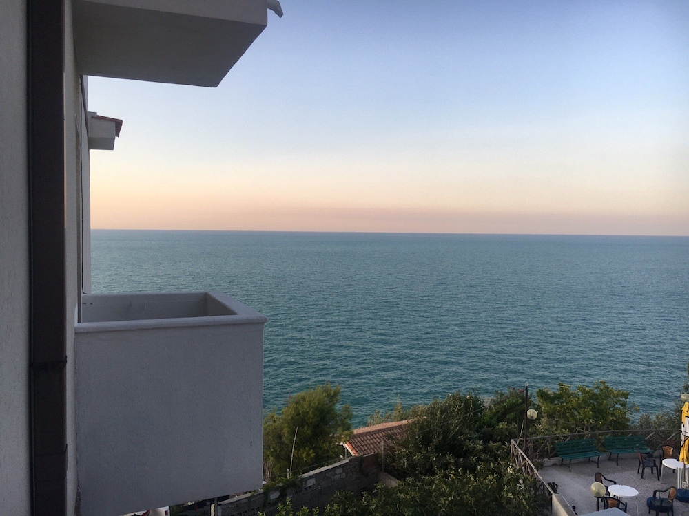 Hotel Peschici 44/50