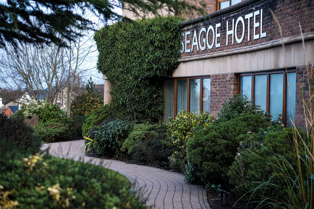 Seagoe Hotel 29/34