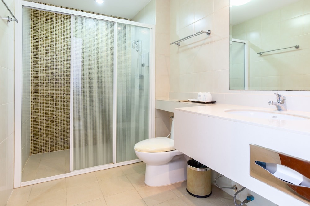 Lasalle Suites Spa 72/74