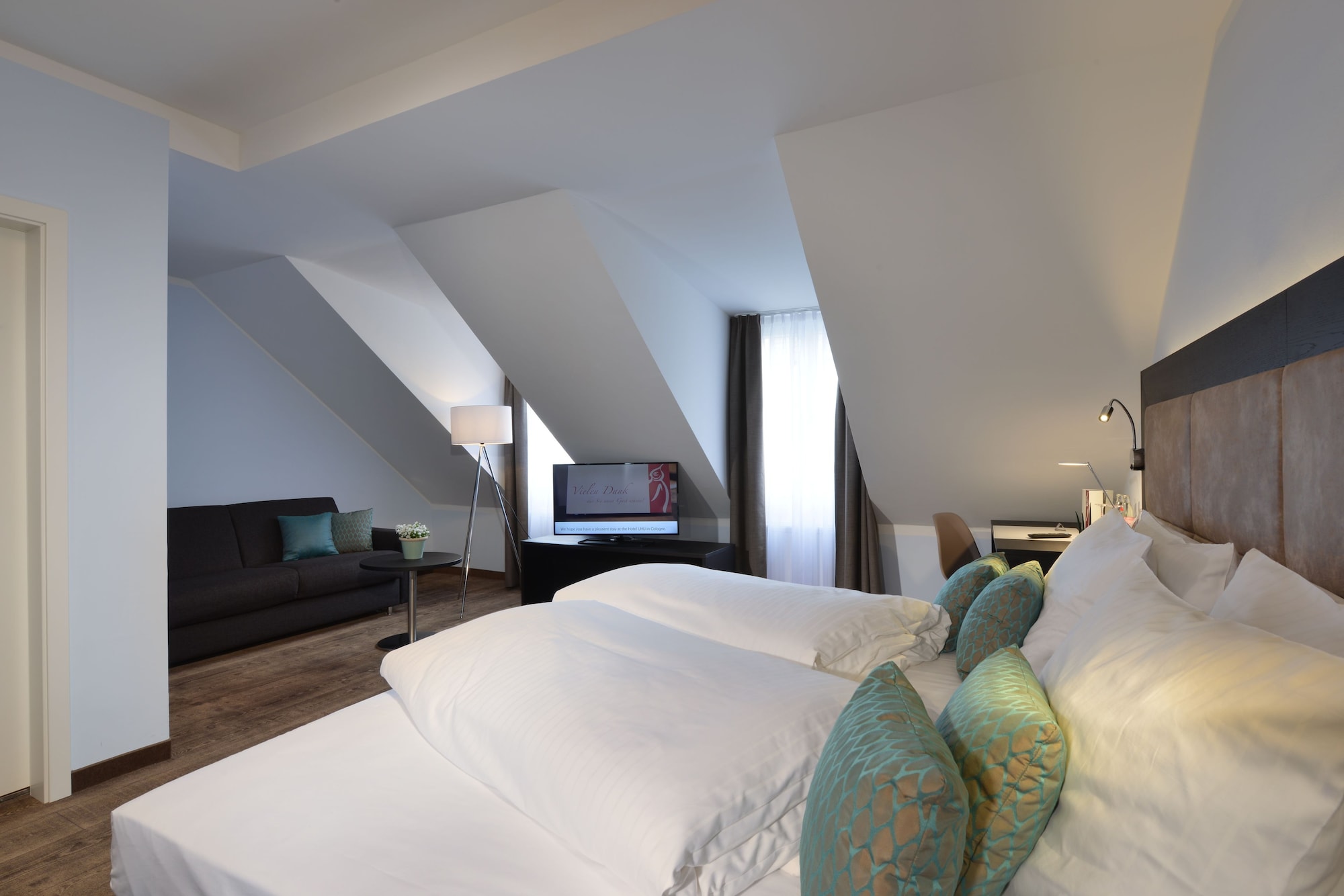 COMFORT, DOUBLE BED