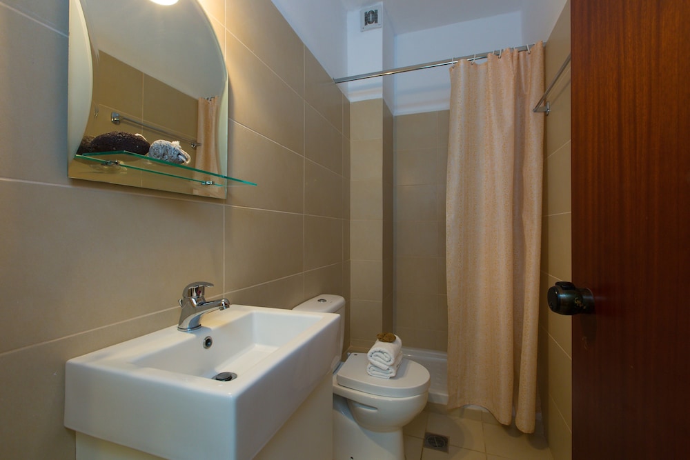 Eltina Hotel 45/50