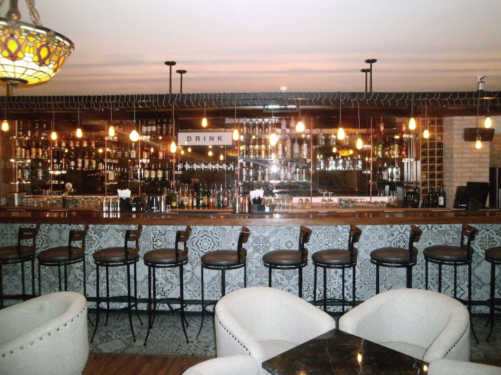 THE CONROY BOUTIQUE HOTEL 26/38