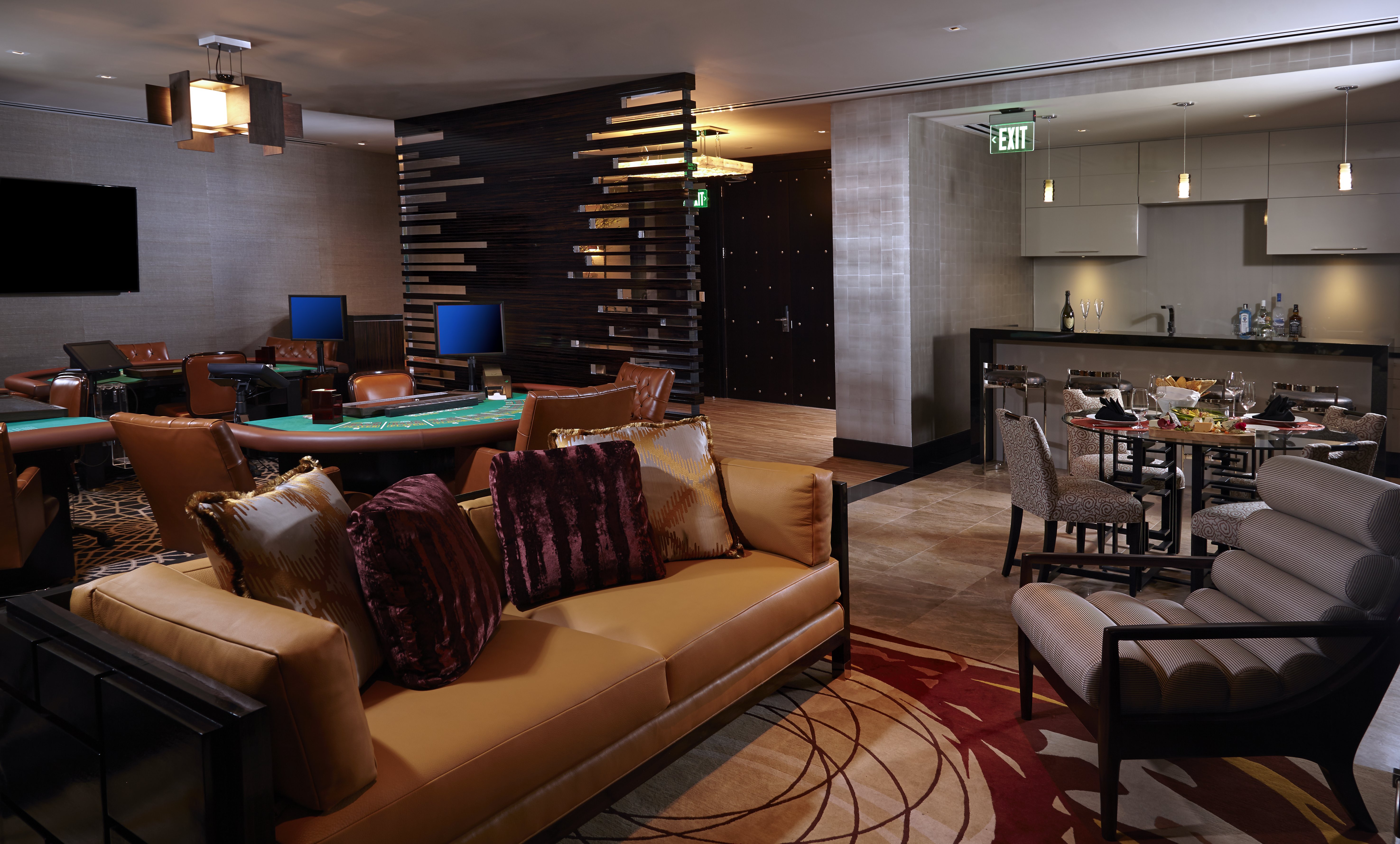 Seminole Hard Rock Hotel & Casino Hollywood 55/83
