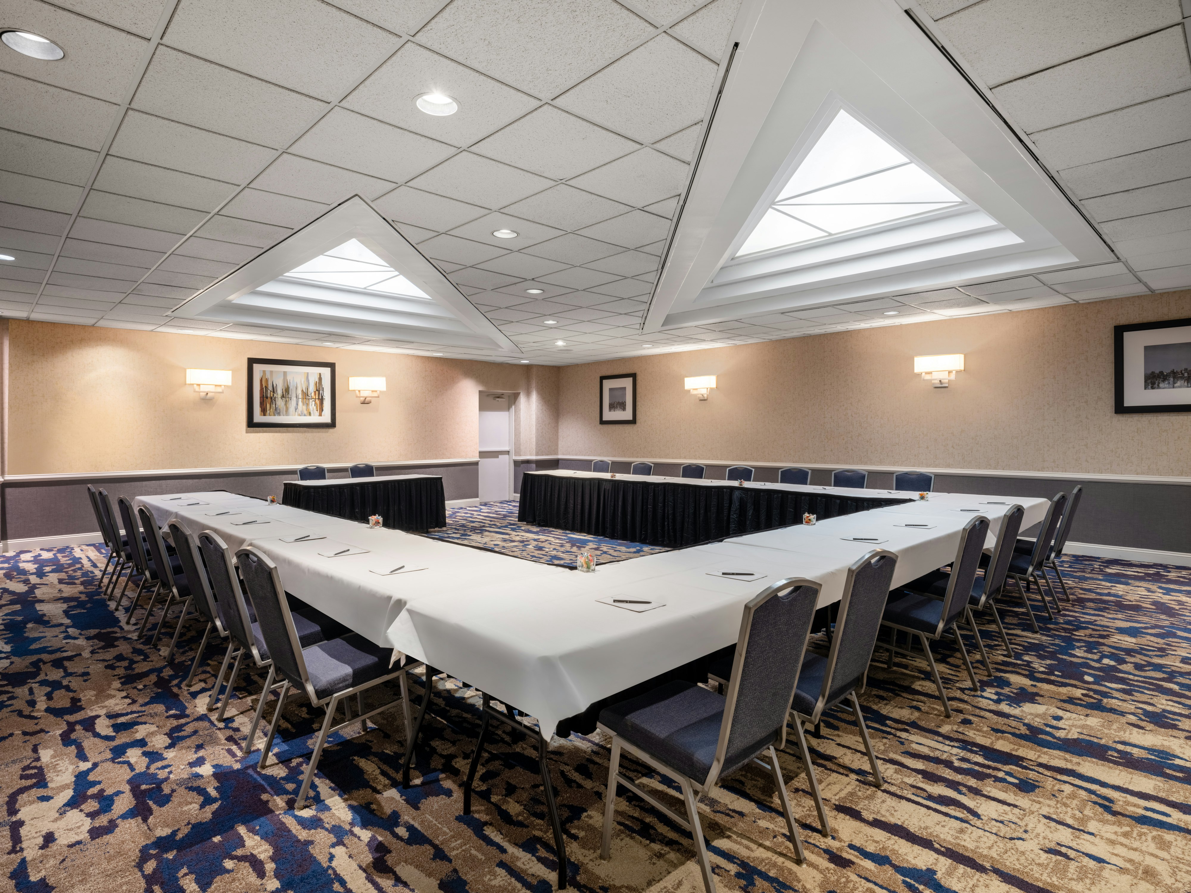 Embassy Suites By Hilton Baltimore Hunt Valley 57/59