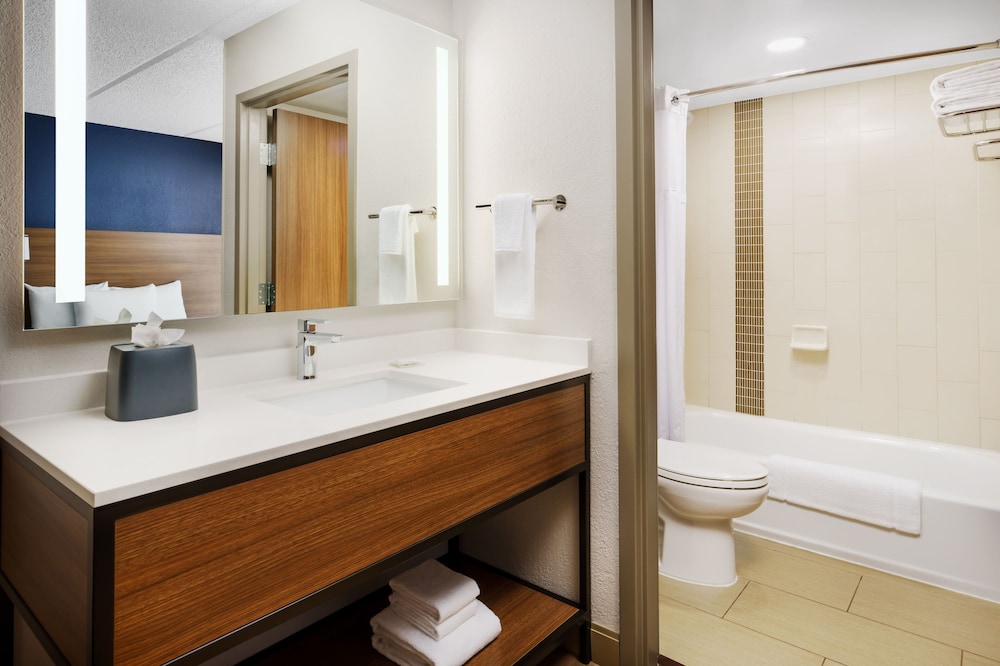 Hyatt Place Orlando / I-Drive / Convention Center 53/56