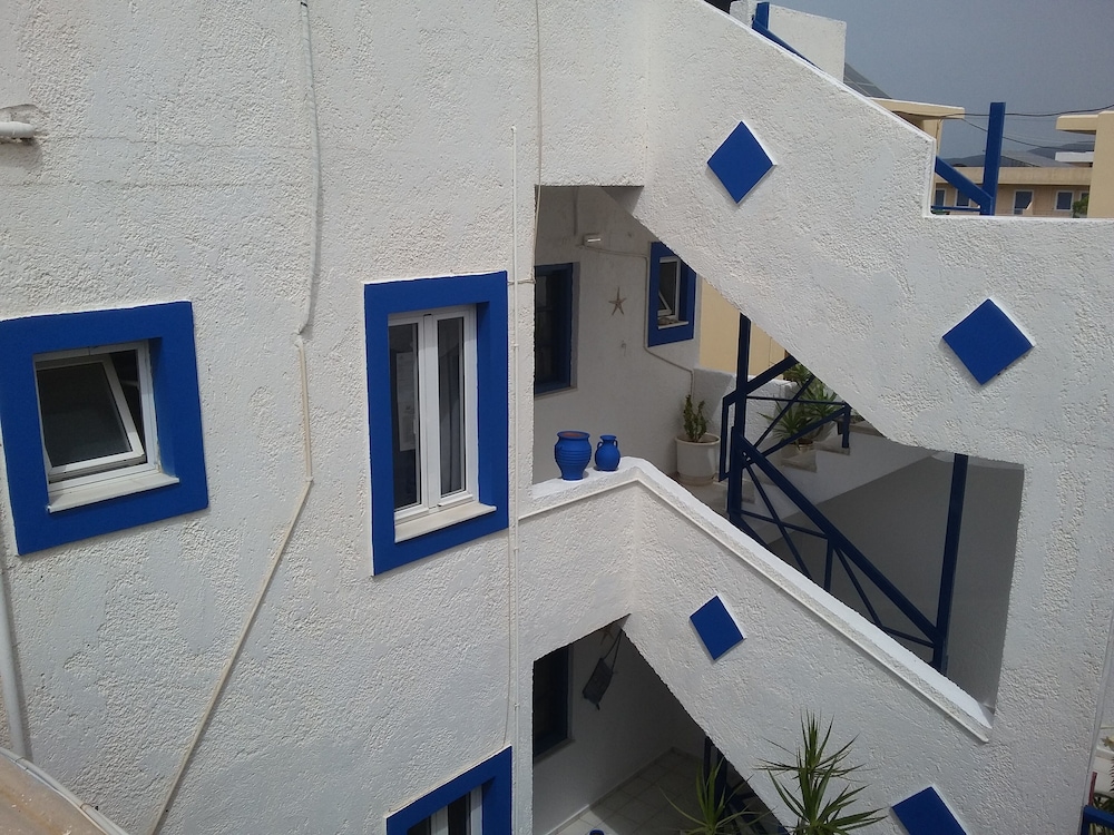 Psaras Apartments 60/70