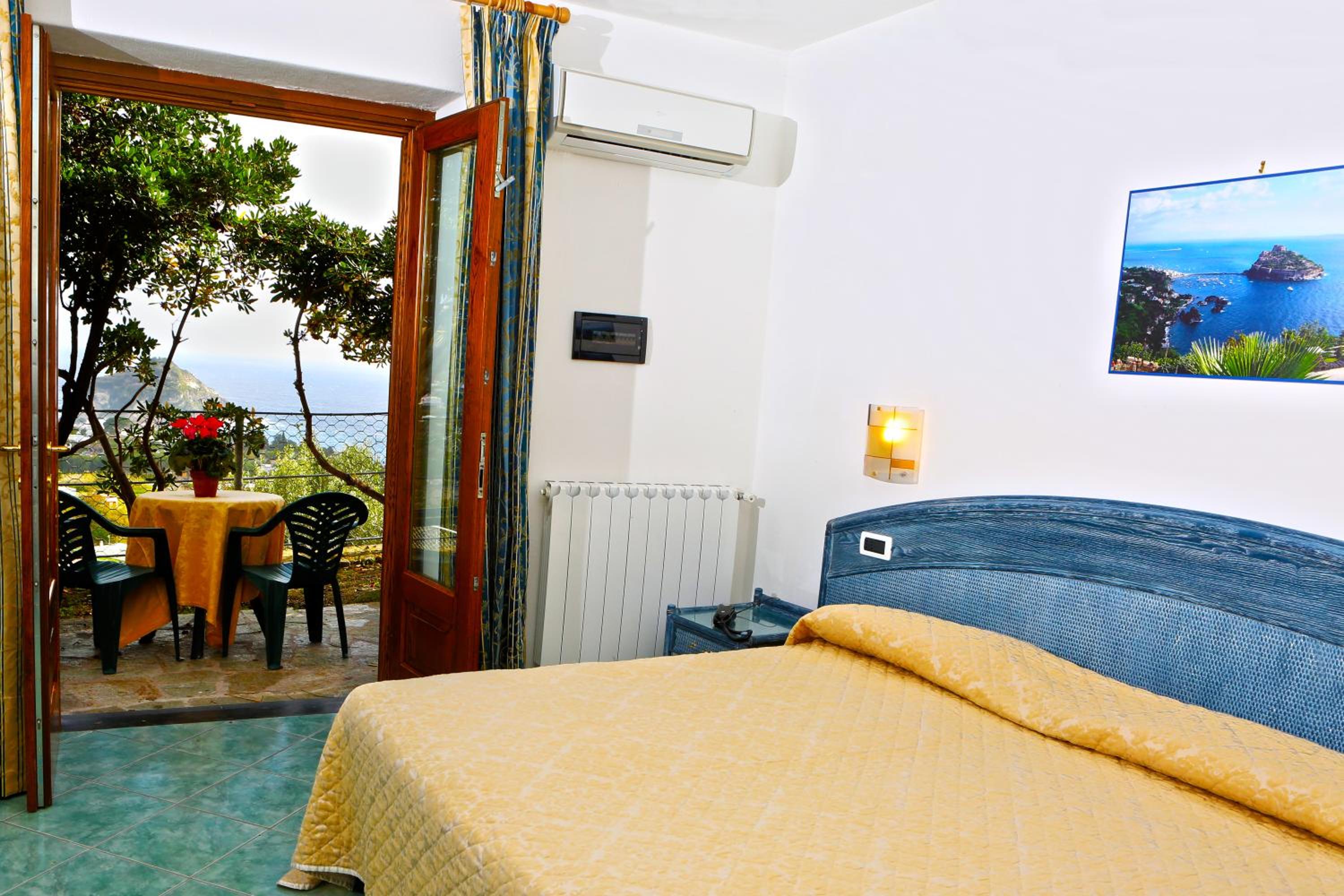 Room, Double Bed, Separate Building، Punta Chiarito Resort 2/5