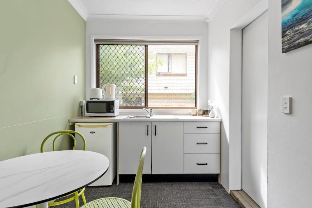 Gold Coast Inn 30/31