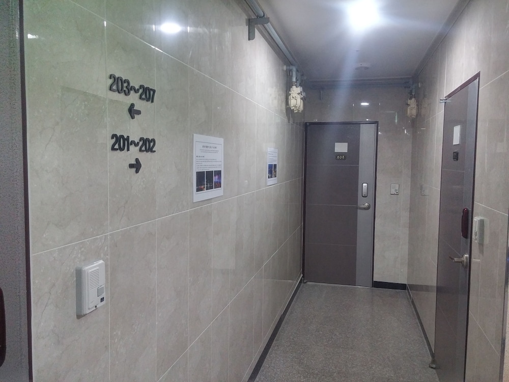 Jiin Hostel & Guesthouse 6/23