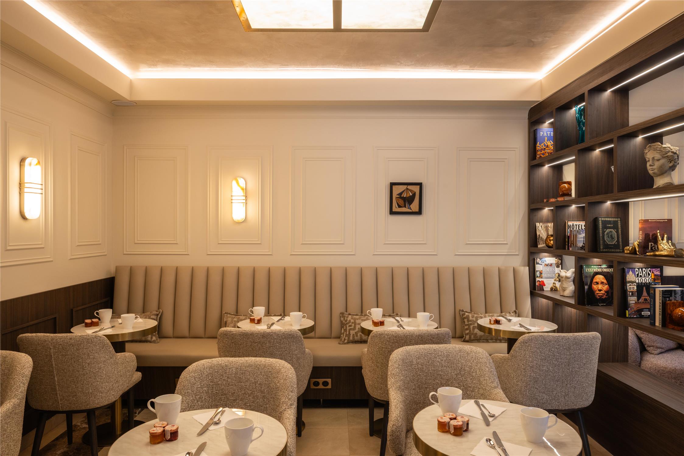 Best Western Au Trocadero 54/71
