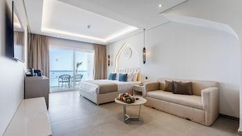 Duplex, Posh, Suite, Jetted Tub