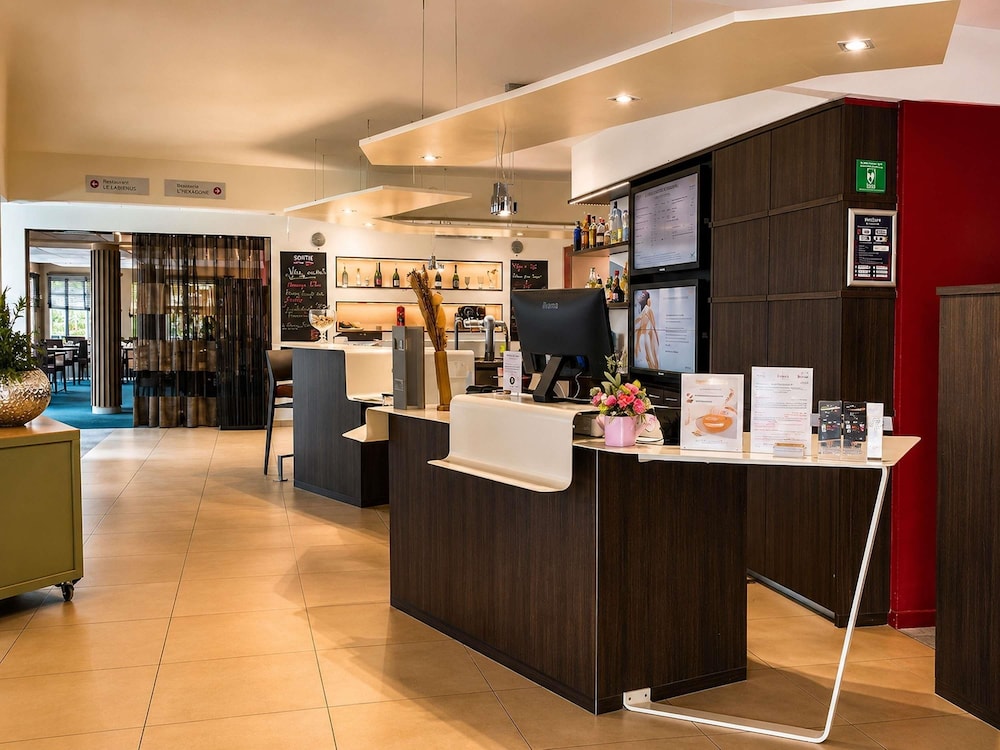 Mercure Luxeuil Les Bains Hexagone 10/71