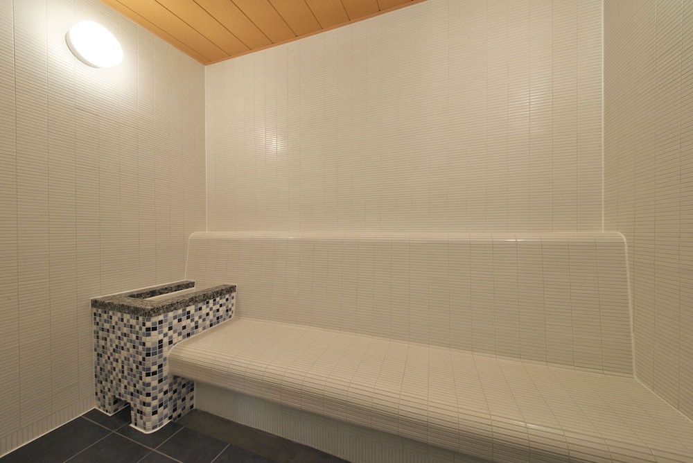 Takaoka Manten Hotel Ekimae 35/35