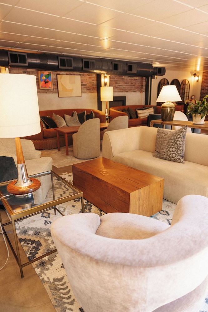 Kenmore Inn 54/71