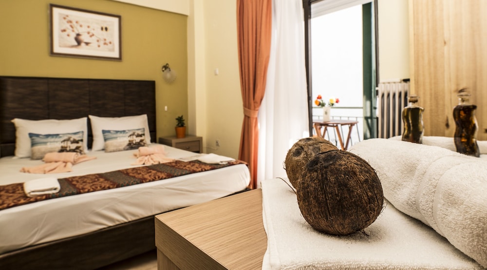 Dionisos Palms 24/50