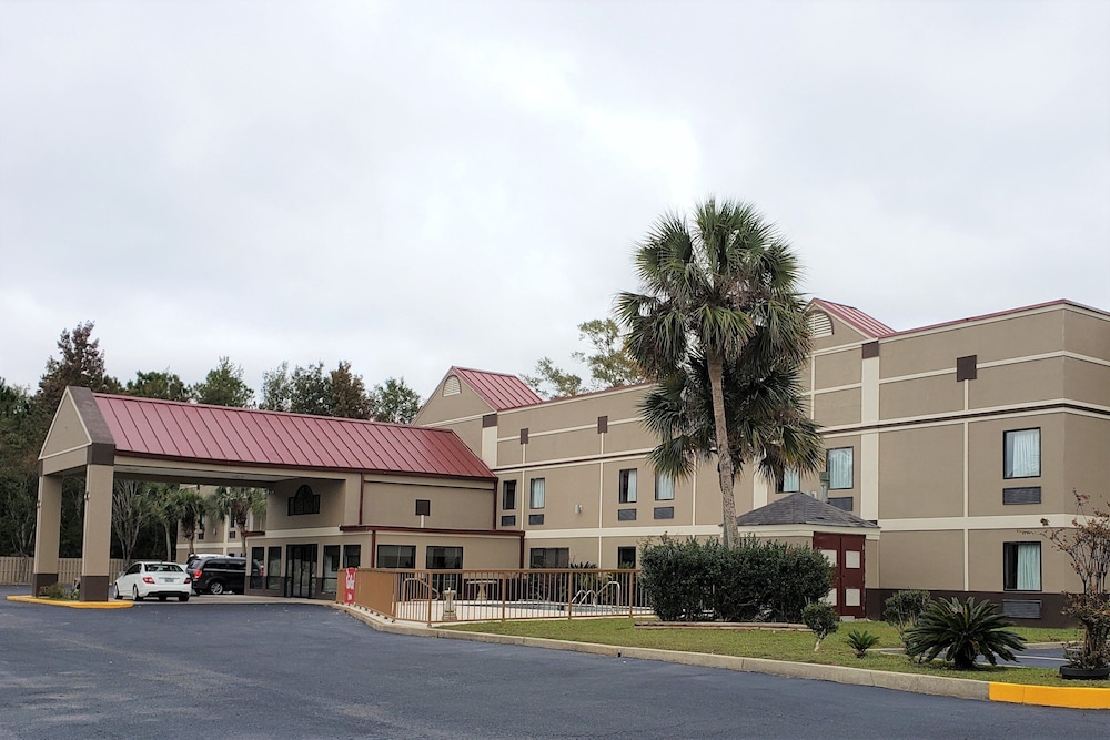 Red Roof Inn Moss Point 1/18