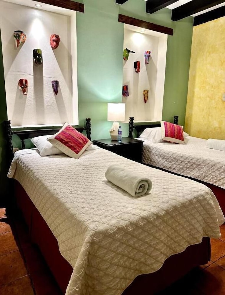 Casa Mia Hotel 32/57