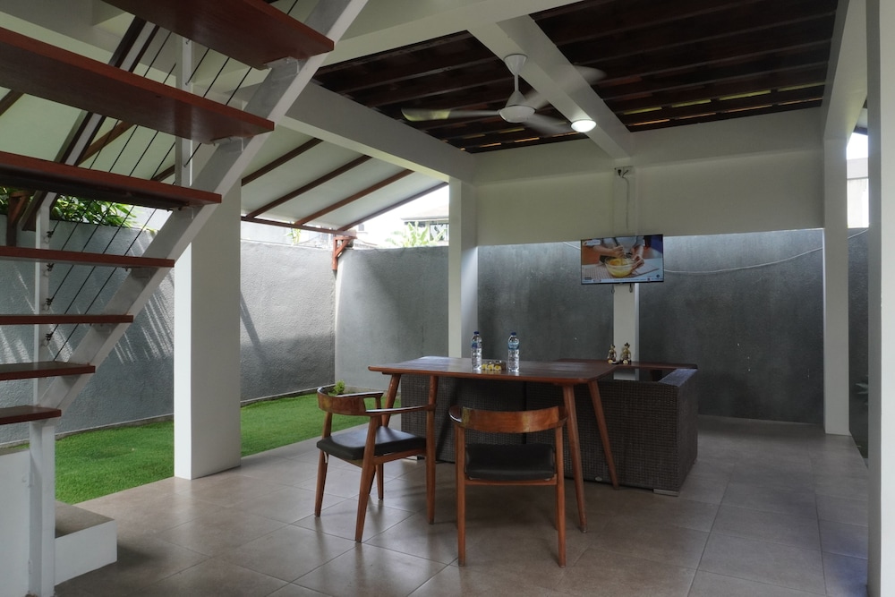 The Lumbung Wood Villa 28/39
