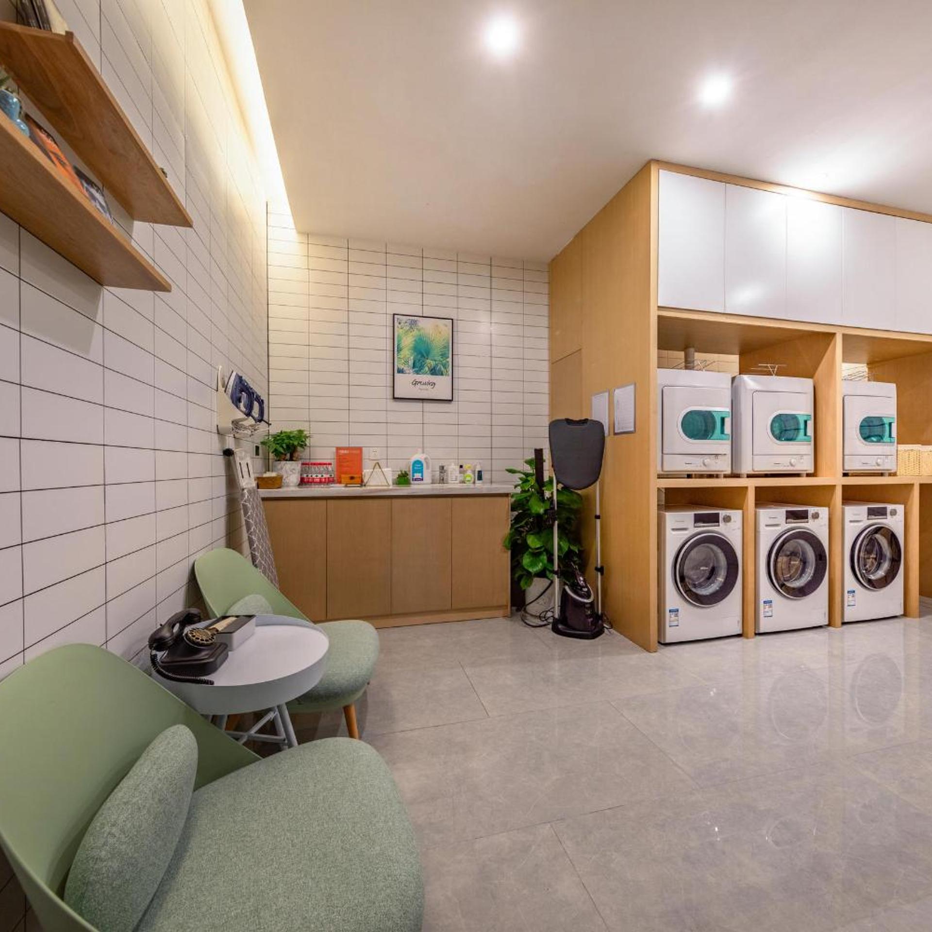 Atour Hotel (Xiamen Jimei Lake Business Center) 6/55