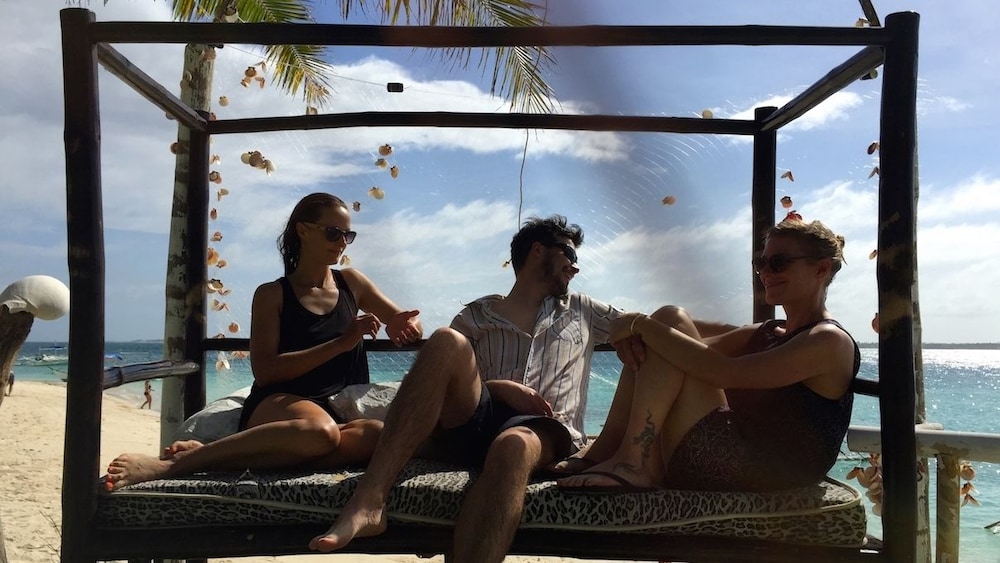 Kota Beach Resort 26/27