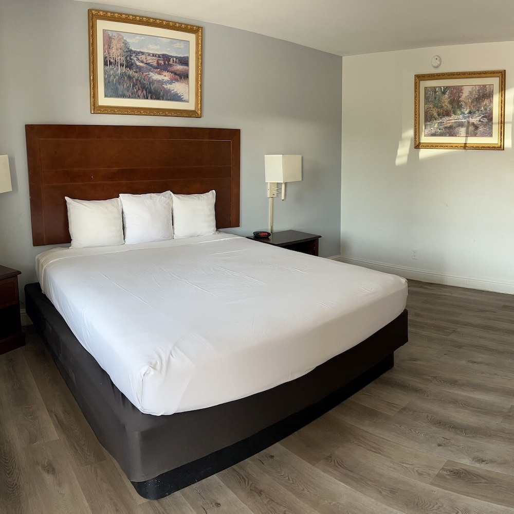 Heritage Inn Express Chico 11/55