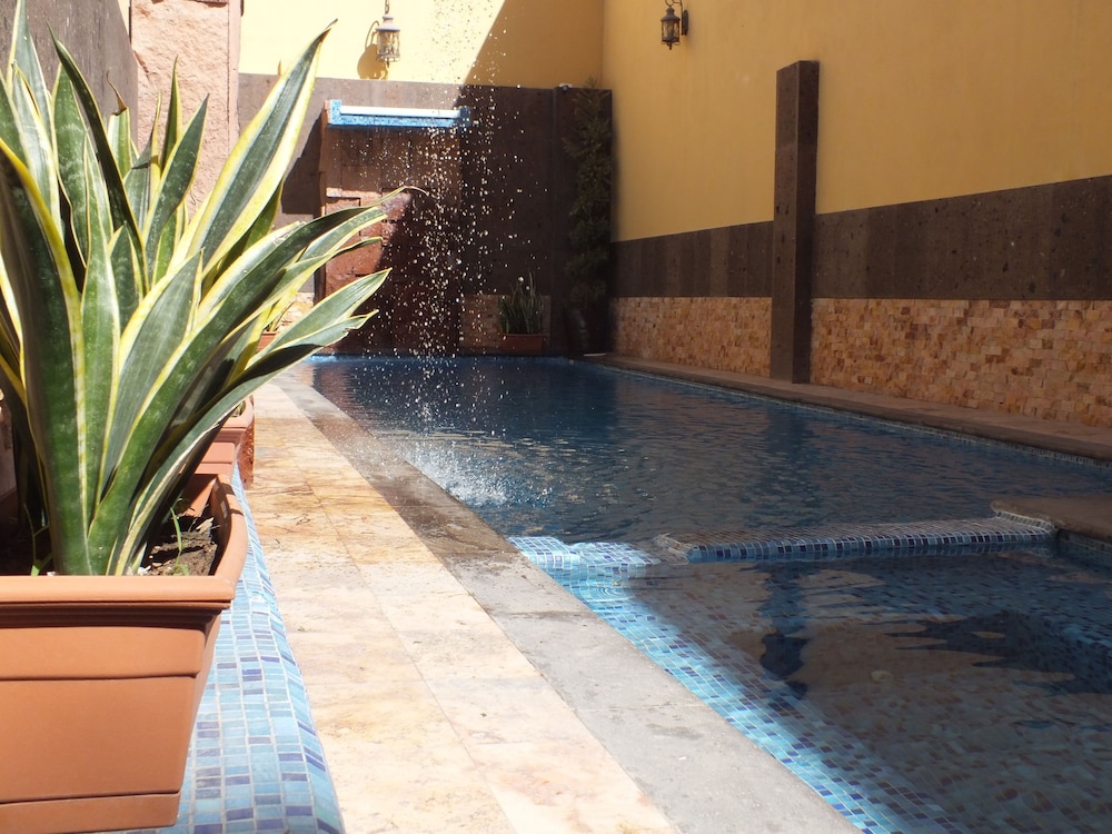 Hotel Rincón Real Suites 23/48