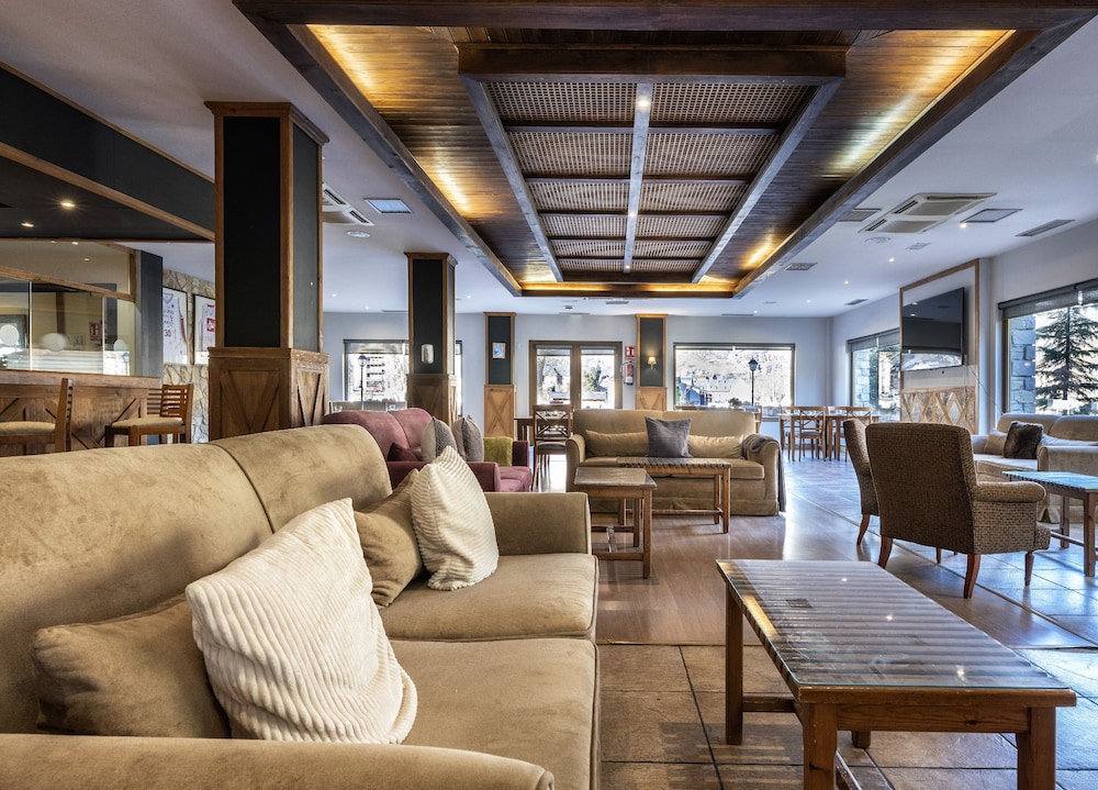 Tryp Vielha Baqueira 32/50