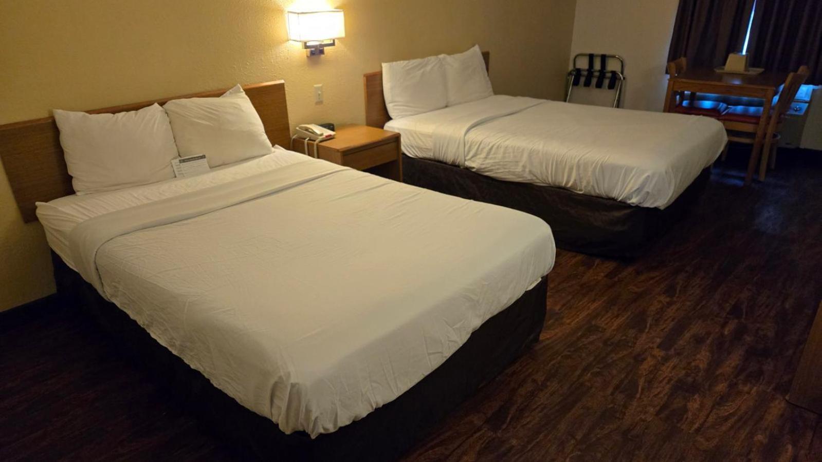 Room at Motel6 Limon, CO - I-70, LIMON - CO