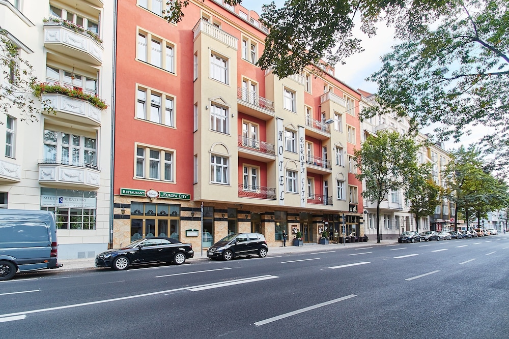 Hotel Europa City 60/67