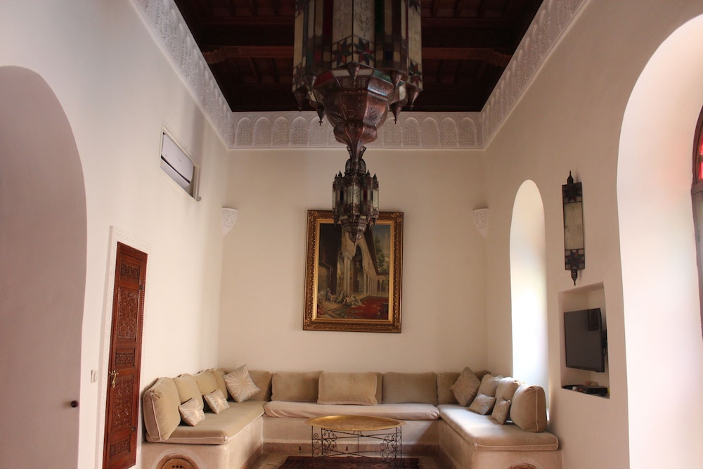 Riad Ben Youssef 38/50