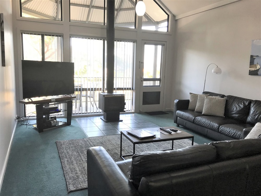 Edgewater Terraces At Metung 38/65