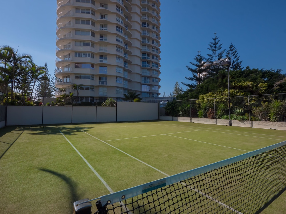 Burleigh Surf Apartments 43/77
