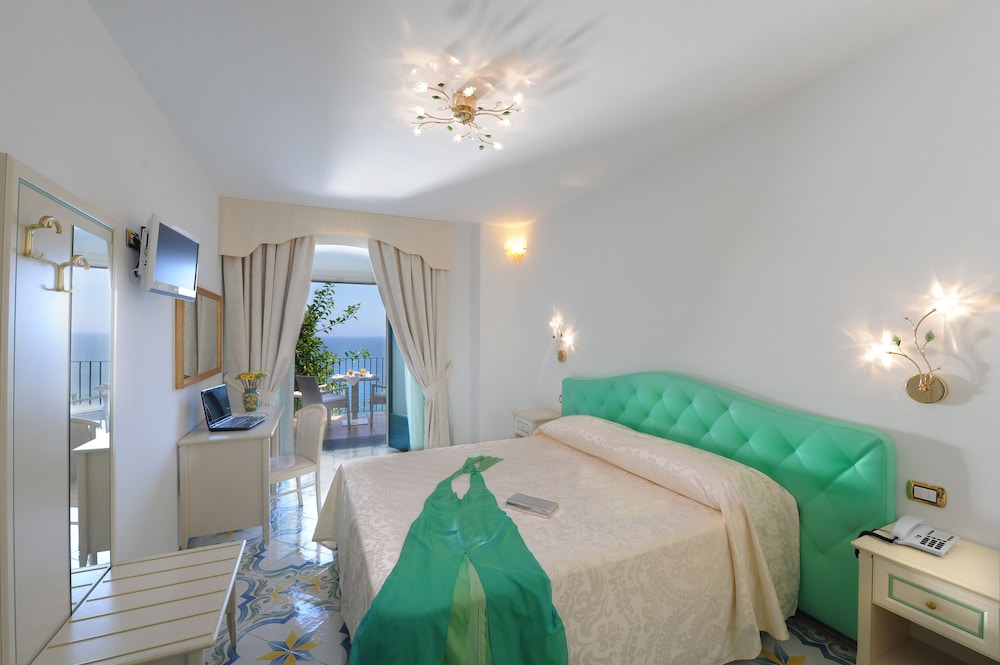 Hotel Villa Maria Pia 36/73