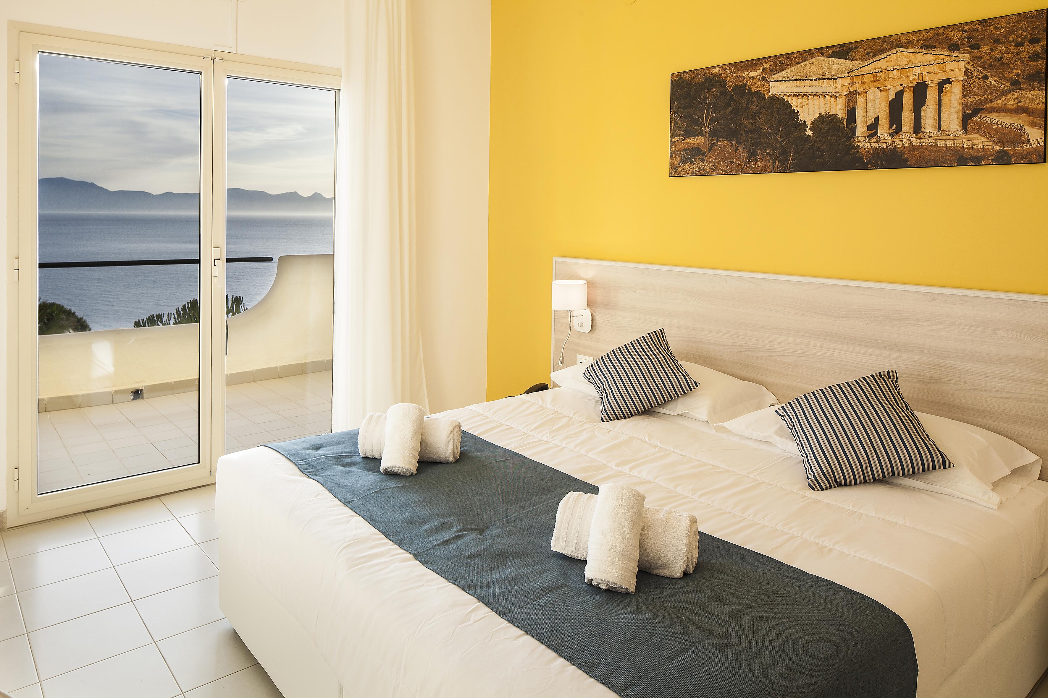 Superior, Sea View, Balcony or Terrace