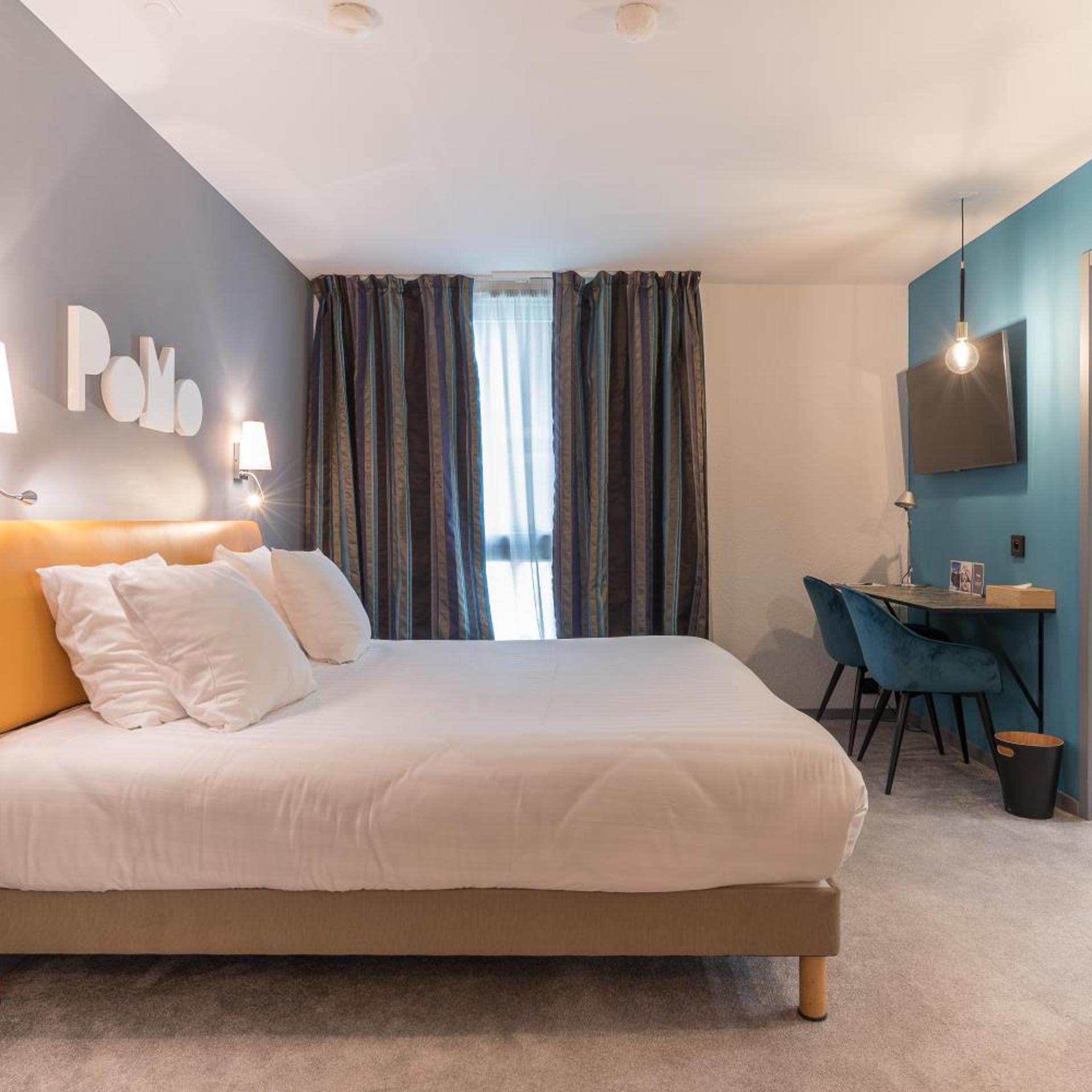 Room, Double Bed, Accessible