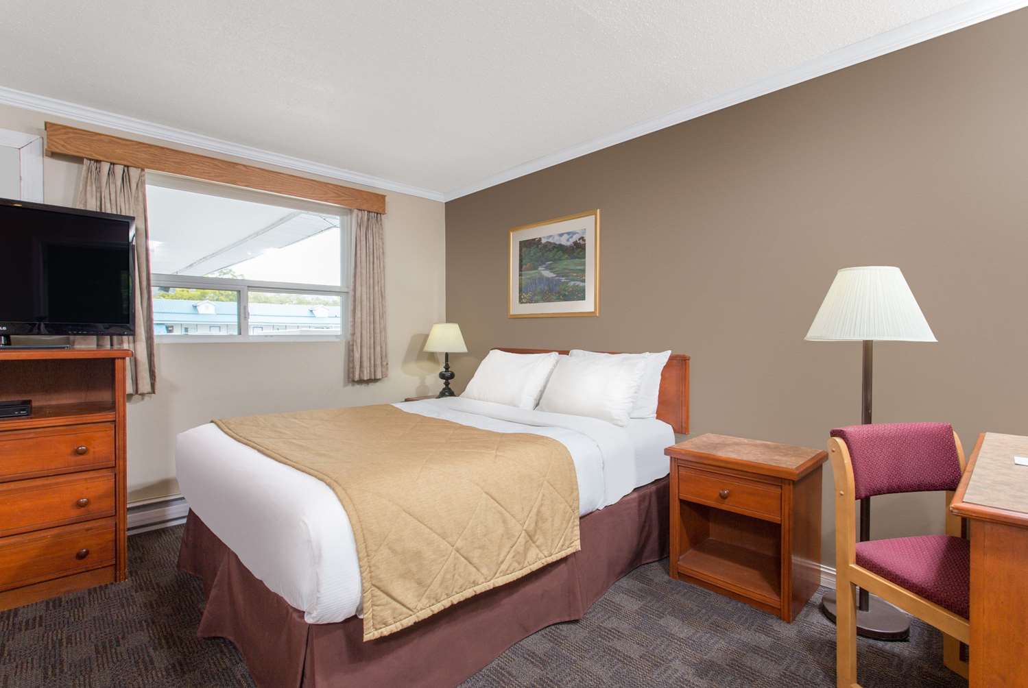 Grand Forks Inn 8/20