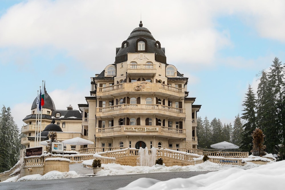 Festa Winter Palace in Samokov