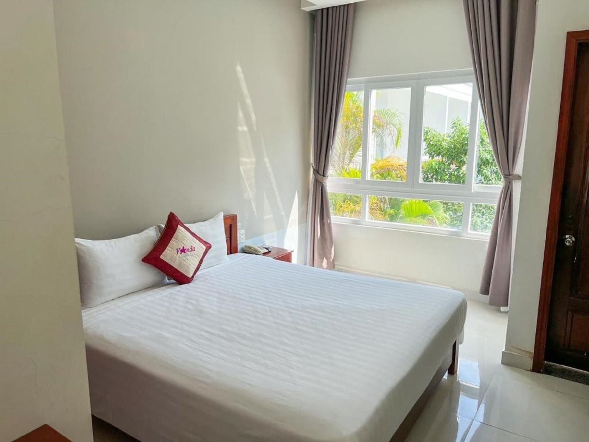SUPERIOR, DOUBLE BED