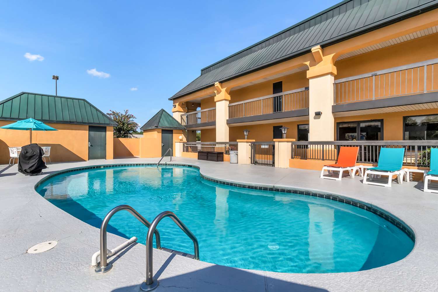 Quality Inn & Suites Florence Civic Center 8/35