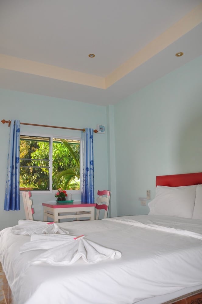Wattana Hill Resort 16/28