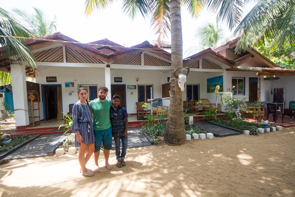 Star Rest Beach Hotel Arugambay 39/50