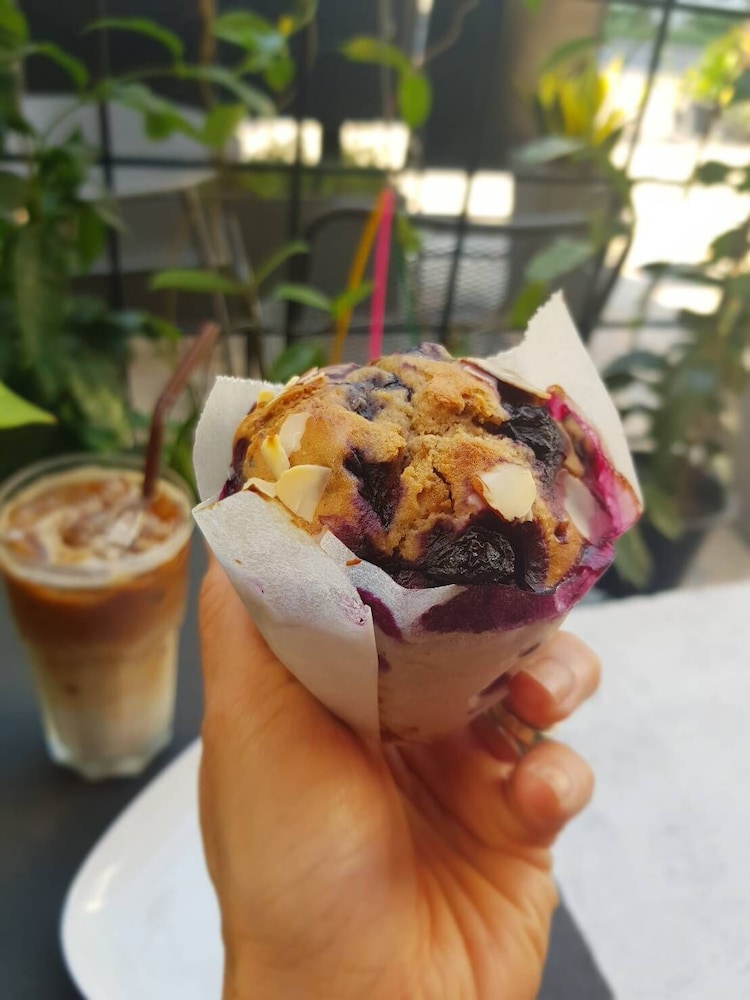 Double D Rooms & Cafe 43/59
